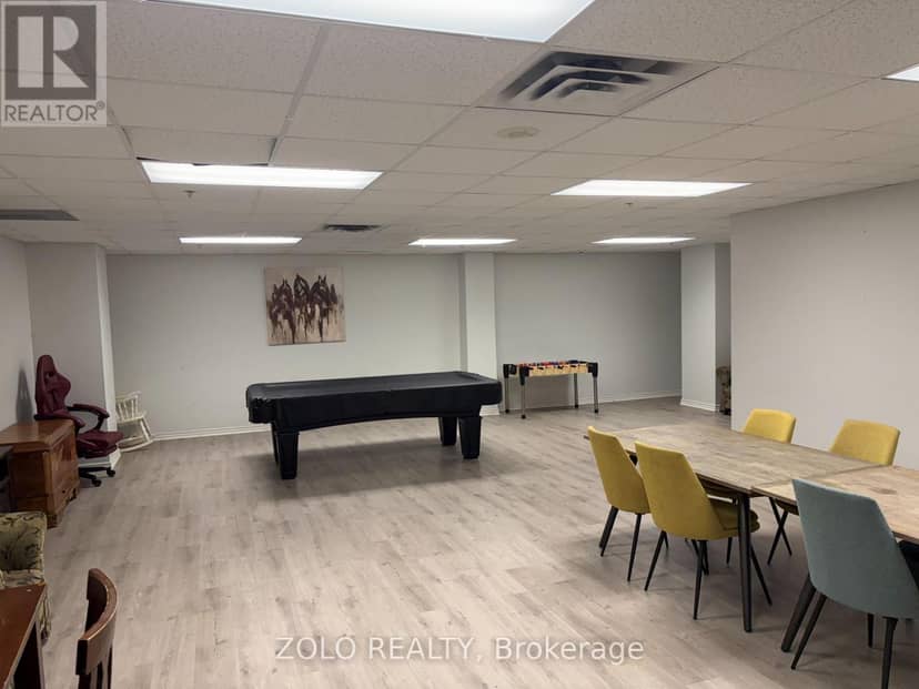 407 - 2737 Keele Street — photo 10 of 12