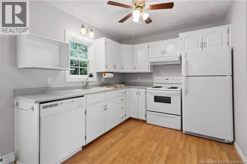 3064 Main Street — photo 13 of 40