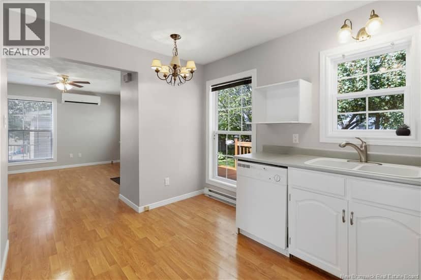 3064 Main Street — photo 14 of 40