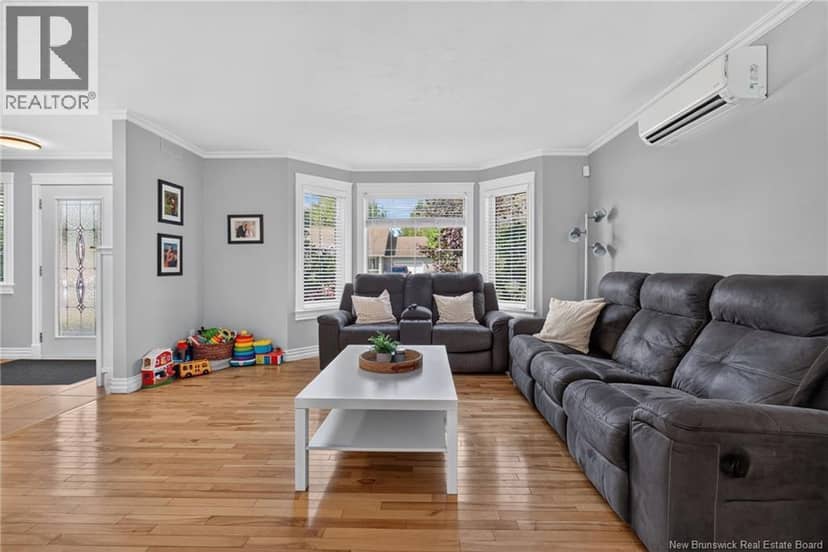 17 Zoel Street — photo 6 of 36