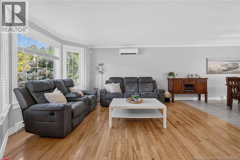 17 Zoel Street — photo 3 of 36