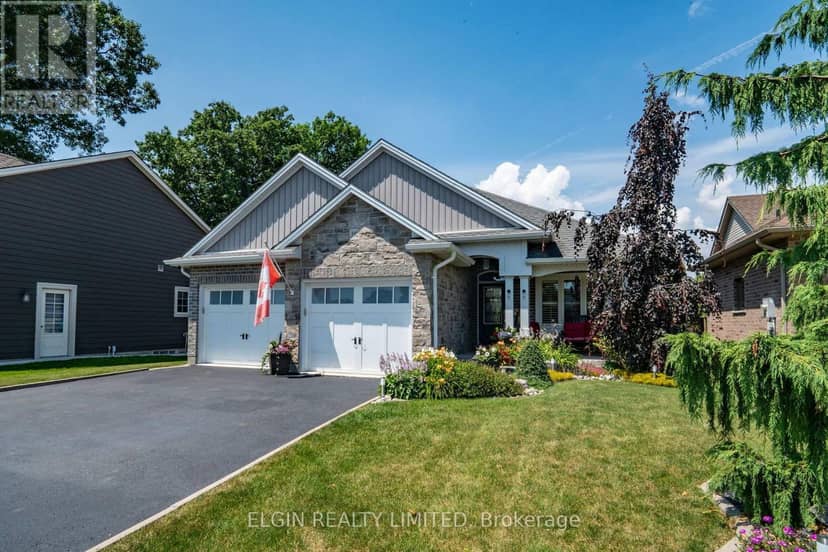 392 Larry Street — photo 1 of 40