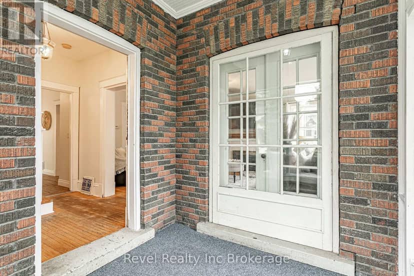 95 Concession Street — photo 4 of 33