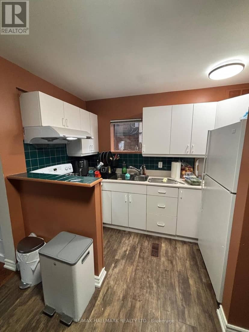 97 Oriole Parkway — photo 14 of 23