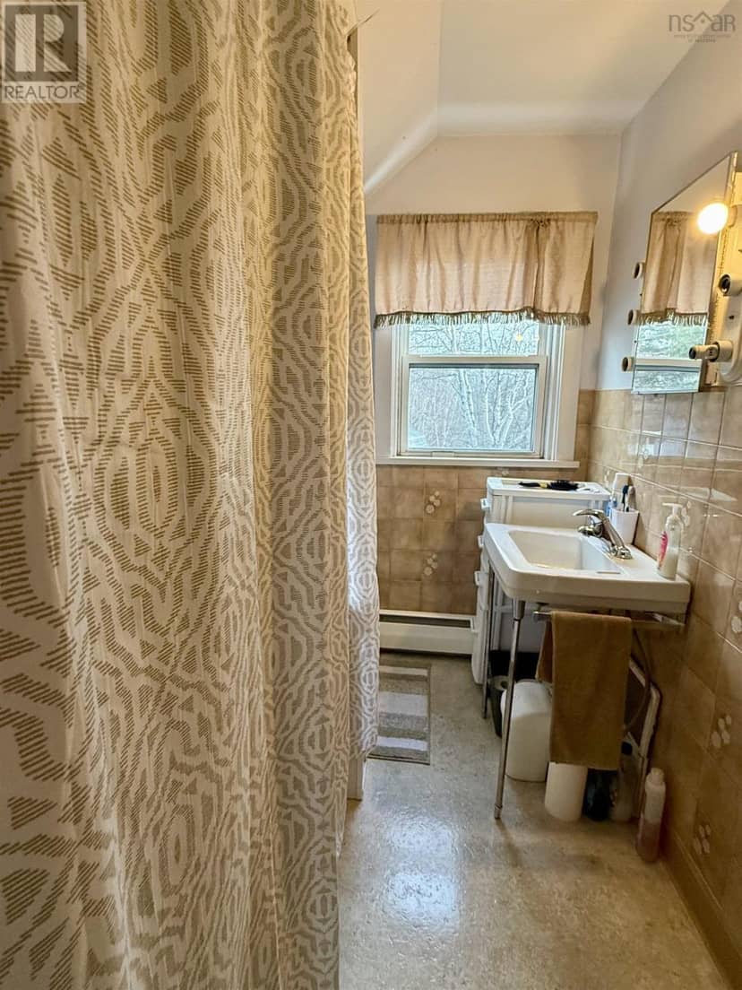 6 Chestnut Street — photo 21 of 29