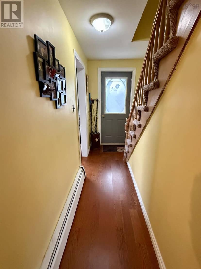 6 Chestnut Street — photo 11 of 29