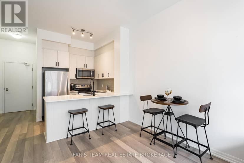 PH7 - 111 Worsley Street — photo 11 of 32