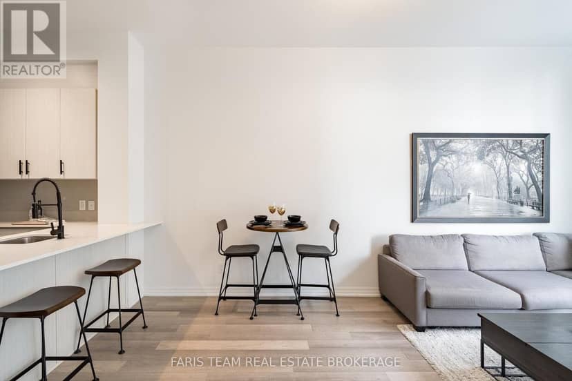 PH7 - 111 Worsley Street — photo 12 of 32