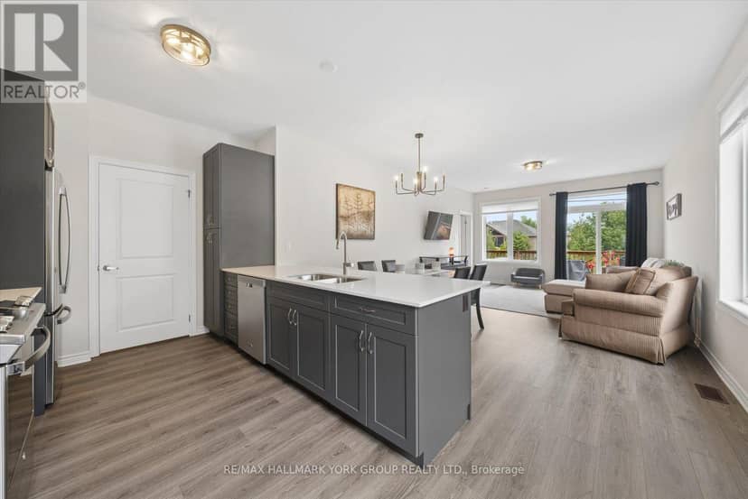 6 - 17 Lakewood Crescent — photo 17 of 39