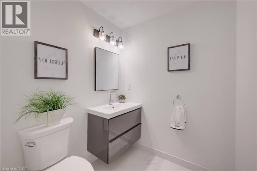 191 KING Street S Unit# 607 — photo 18 of 40