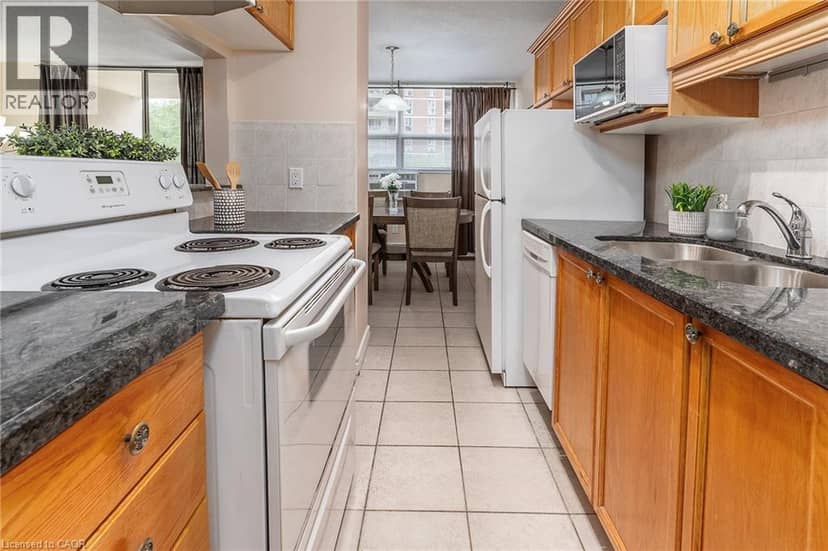 1950 MAIN Street W Unit# 307 — photo 5 of 17