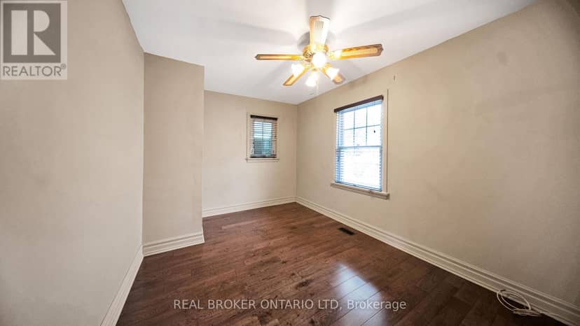 74 Sterling Street — photo 15 of 40