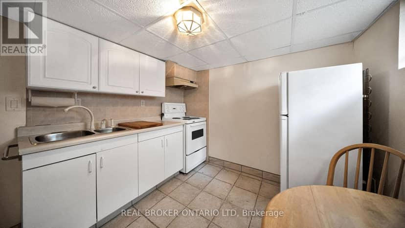 74 Sterling Street — photo 24 of 40