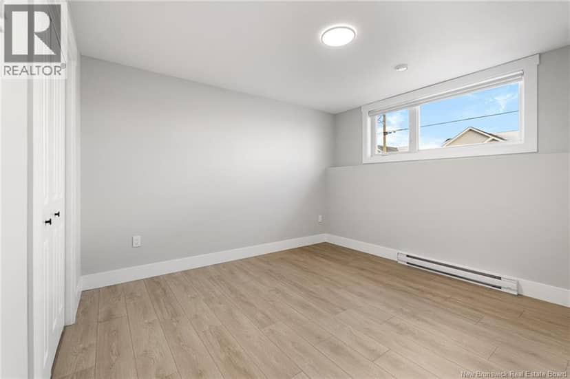 24 Violet Street — photo 18 of 29