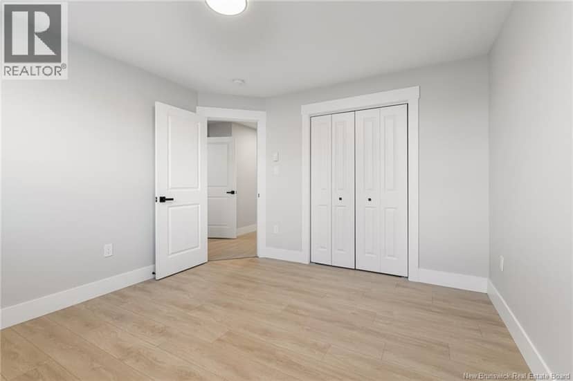 24 Violet Street — photo 19 of 29