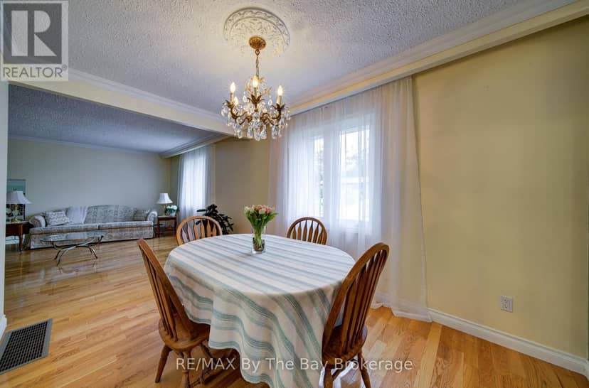 93 Frederick Drive — photo 12 of 40