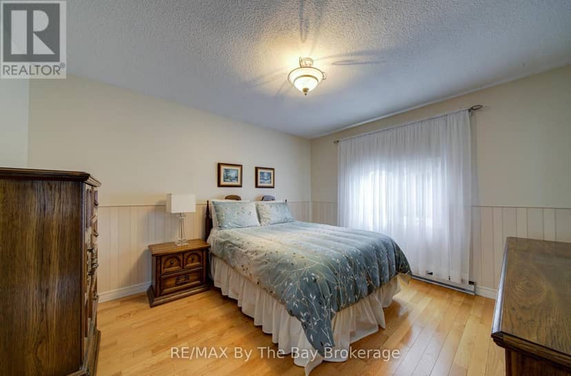 93 Frederick Drive — photo 18 of 40