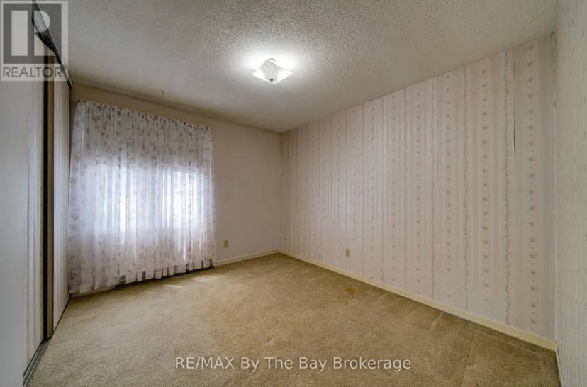 93 Frederick Drive — photo 22 of 40
