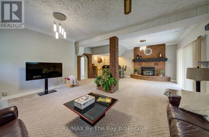 93 Frederick Drive — photo 27 of 40