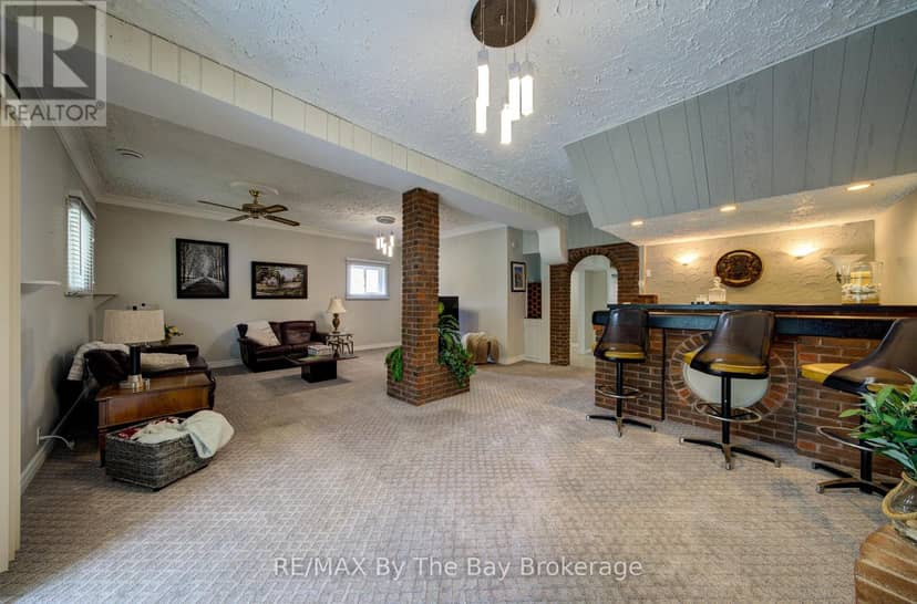 93 Frederick Drive — photo 30 of 40