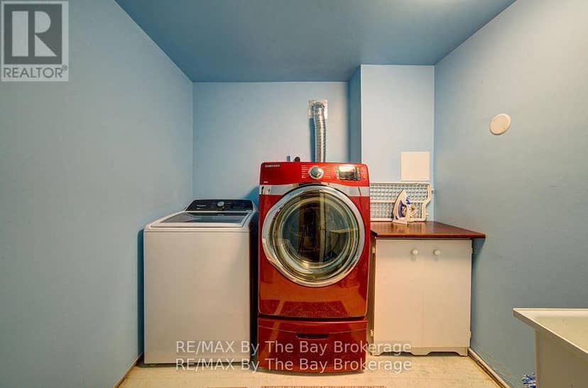 93 Frederick Drive — photo 33 of 40