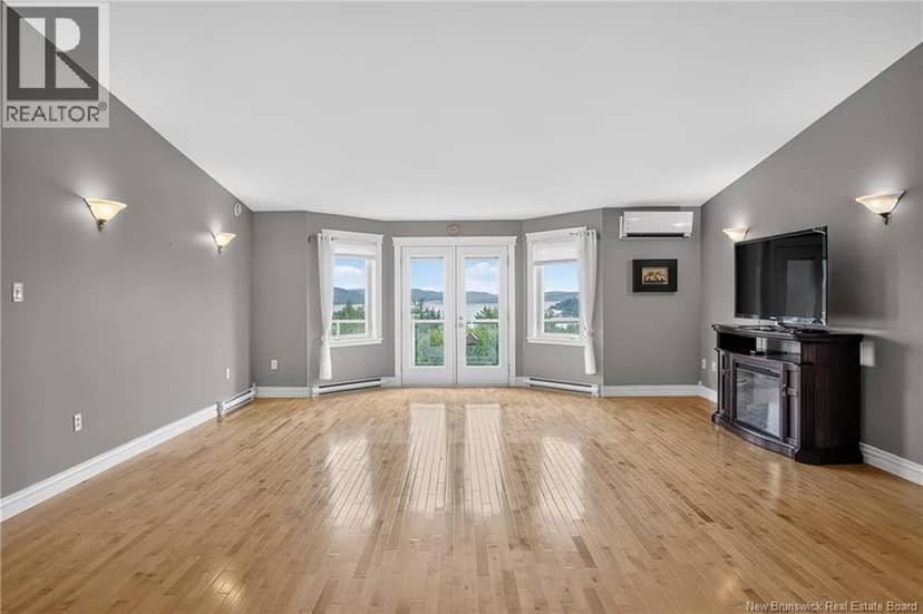 63 Merritt Hill Road — photo 11 of 36