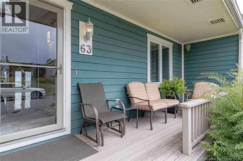 63 Merritt Hill Road — photo 3 of 36