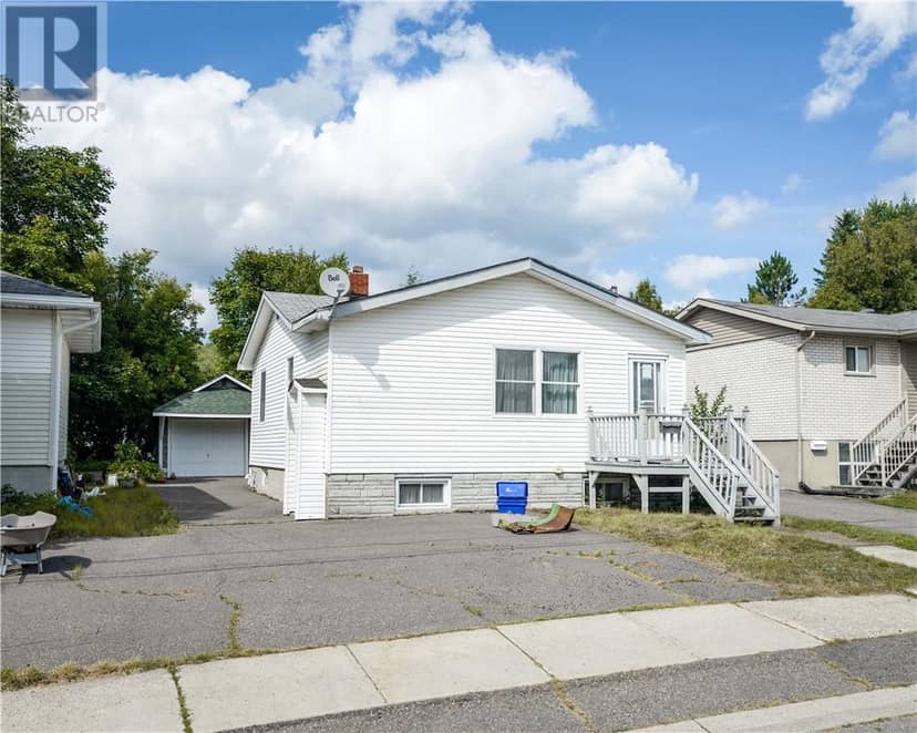 464 McKim Street, Sudbury, photo 2
