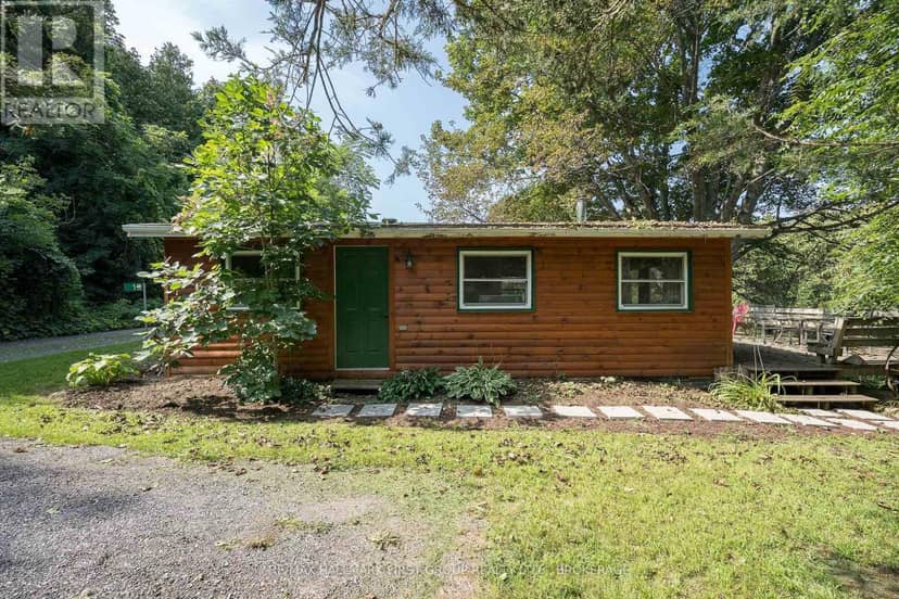 19 Pc Lane, Prince Edward County, photo 5