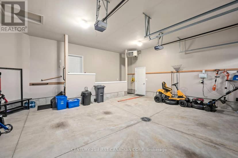 286 Dufferin Street — photo 25 of 40