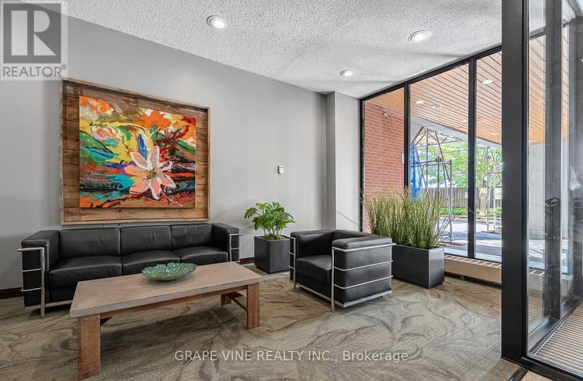 504 - 2951 Riverside Drive, Ottawa, photo 3
