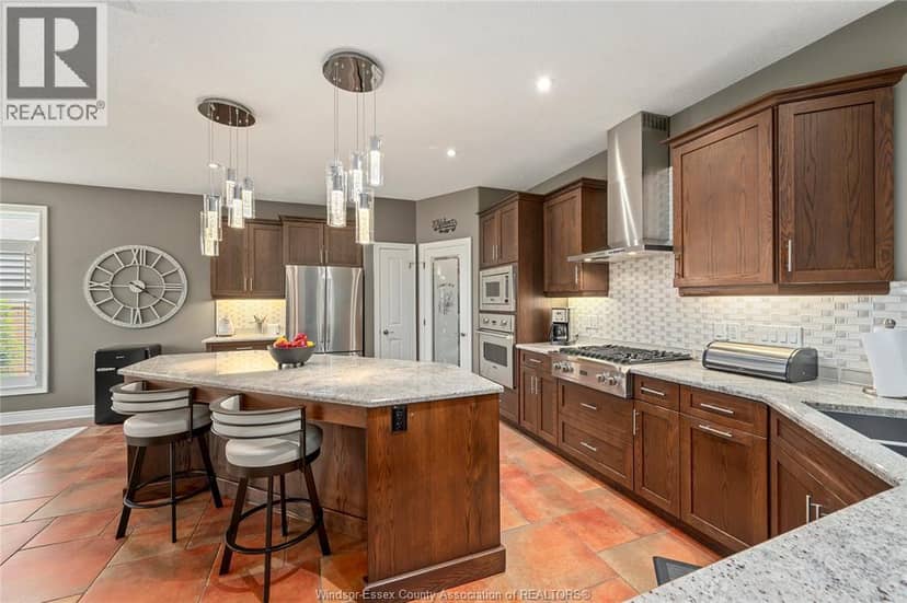 286 Dufferin Street — photo 11 of 40