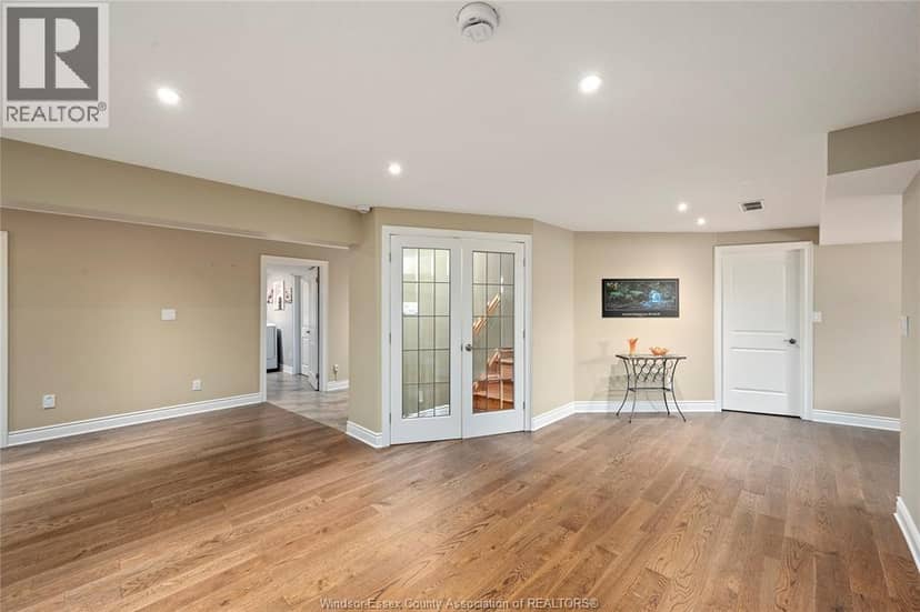 286 Dufferin Street — photo 35 of 40