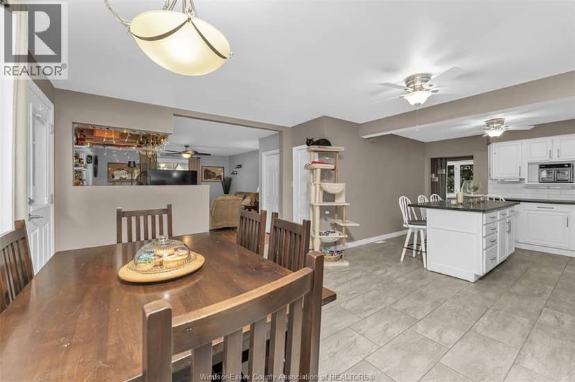 351 Superior Street — photo 15 of 40