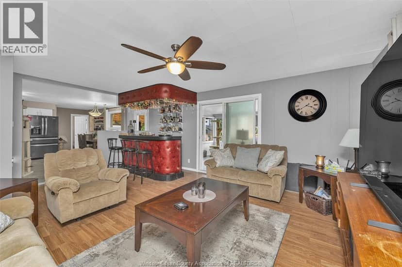 351 Superior Street — photo 18 of 40