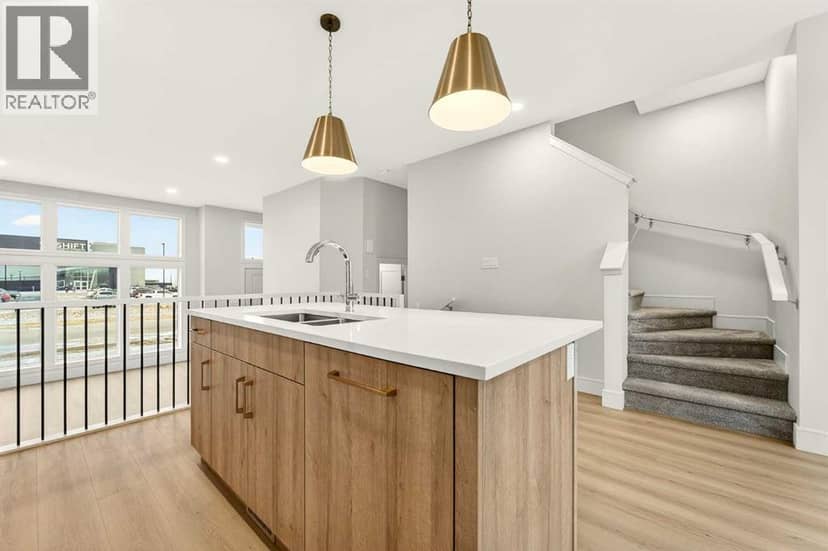 2541 16 Avenue N — photo 9 of 40