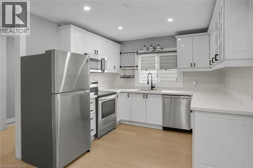6 LINCOLN Avenue — photo 9 of 40