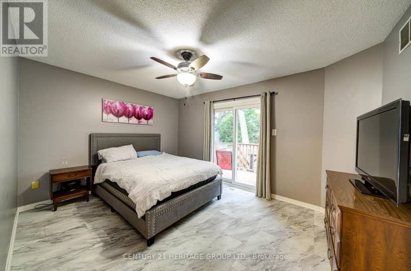 68 Dyer Drive — photo 11 of 36