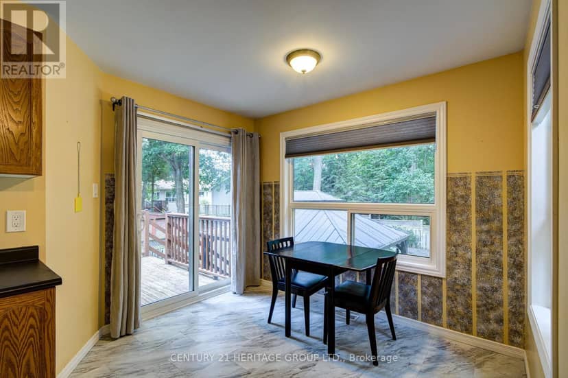 68 Dyer Drive — photo 9 of 36