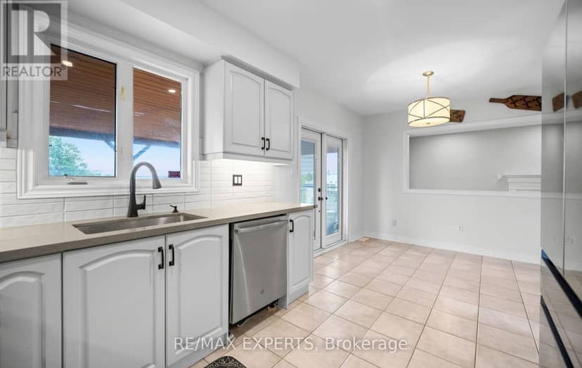 90 Coolspring Crescent — photo 17 of 40