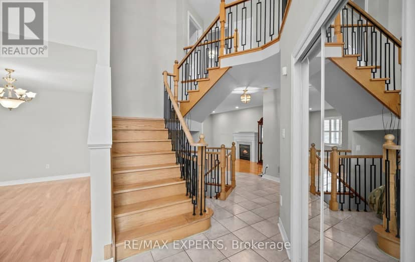 90 Coolspring Crescent — photo 18 of 40