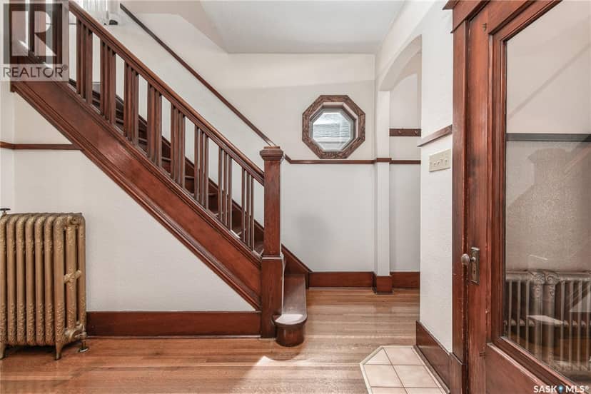 1037 Chestnut AVENUE — photo 11 of 40