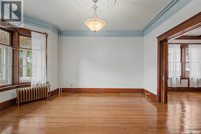 1037 Chestnut AVENUE — photo 13 of 40