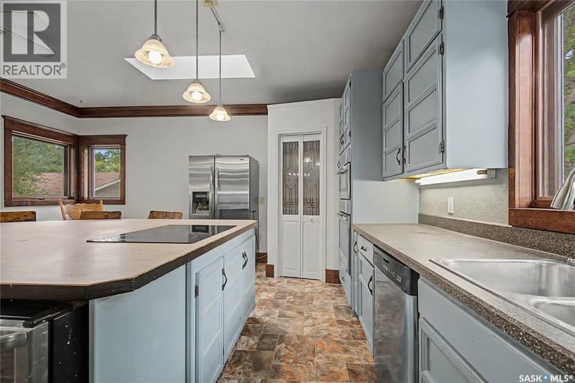 1037 Chestnut AVENUE — photo 22 of 40