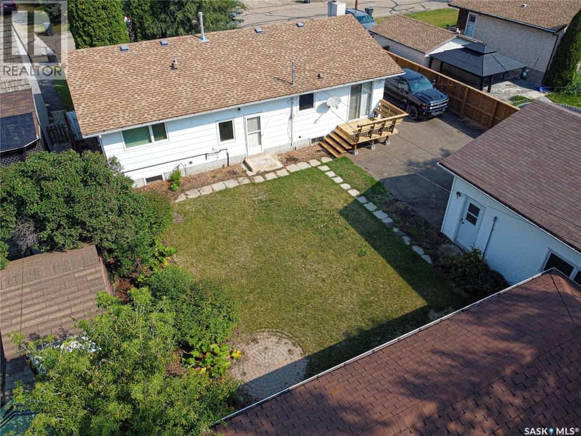 141 19th STREET, Battleford, photo 2