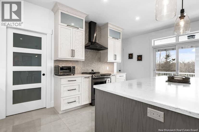 29 LaForge Street — photo 14 of 40