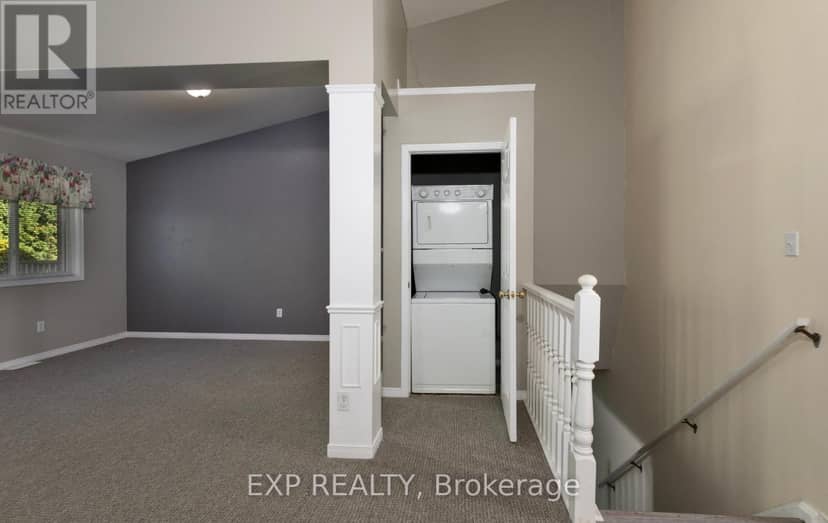 21 - 1077 Hamilton Road — photo 18 of 40