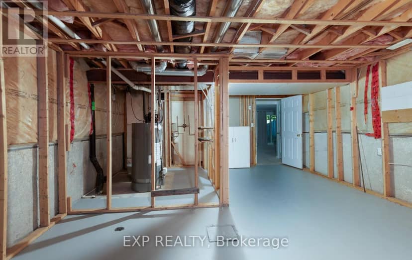 21 - 1077 Hamilton Road — photo 31 of 40