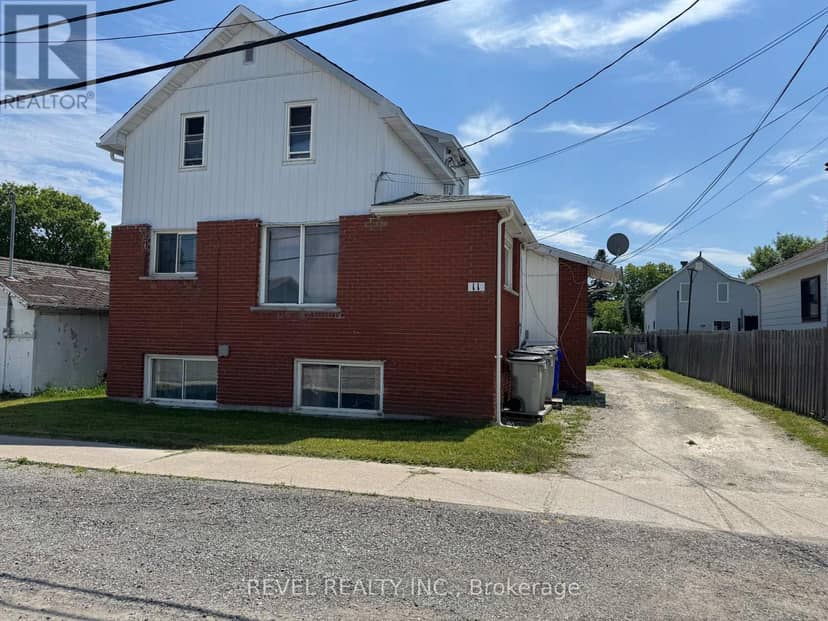 11 Shamrock Avenue — photo 2 of 5