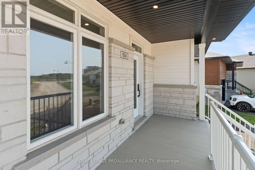 1054 Turner Drive — photo 7 of 40